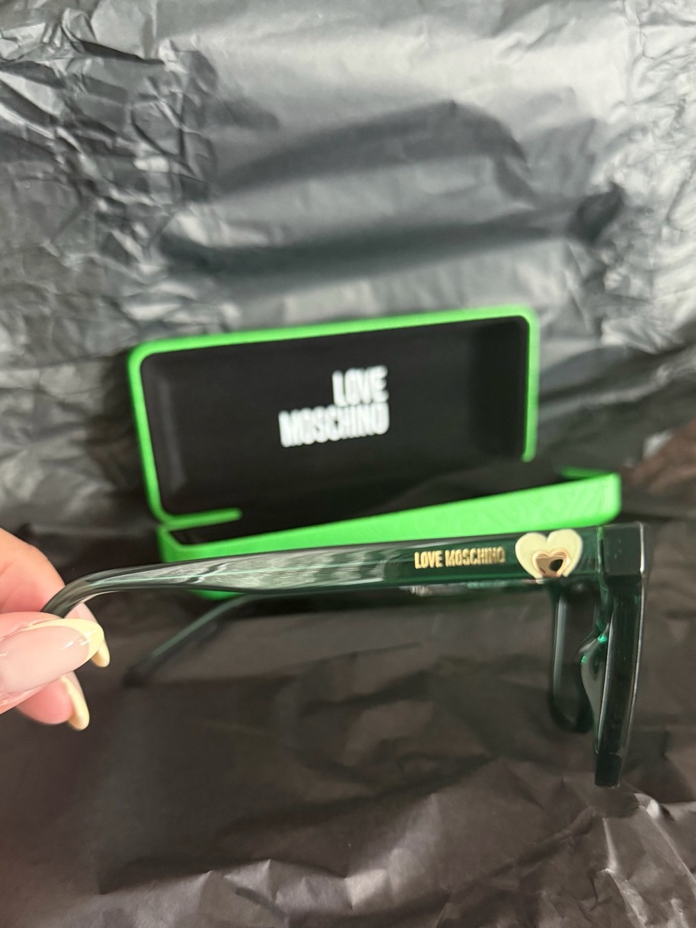 Love Moschino Sunglasses - Picture 5 of 10